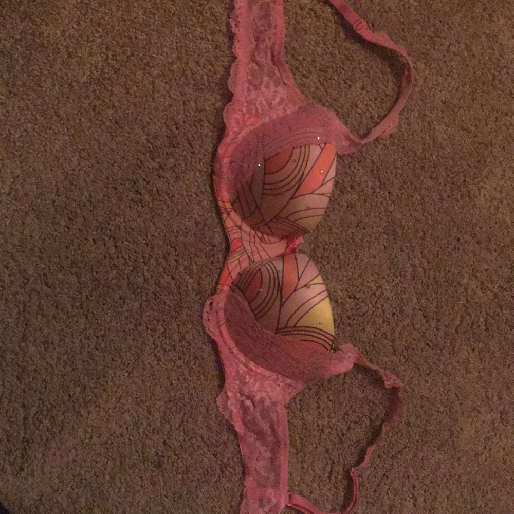 Victoria’s Secret balconet bra